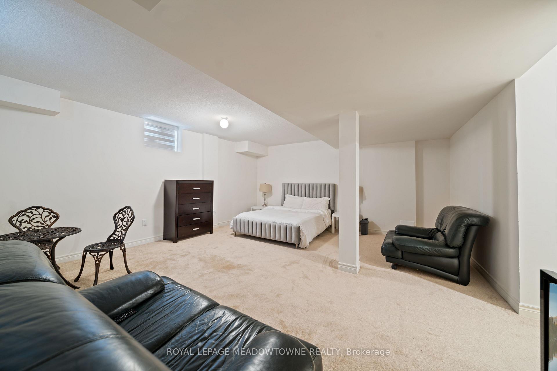 Photo 27 of 1253 Jim Brewster Circle, Oshawa, Eastdale — HOMEH