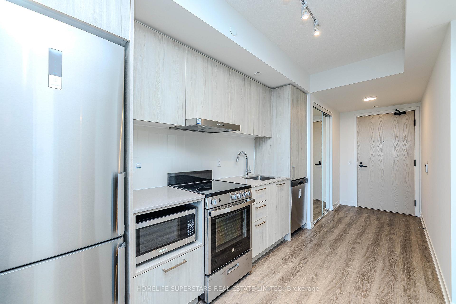 Photo 5 of Unit 2709, 195 Commerce Street, Vaughan, Vaughan Corporate Centre — HOMEH