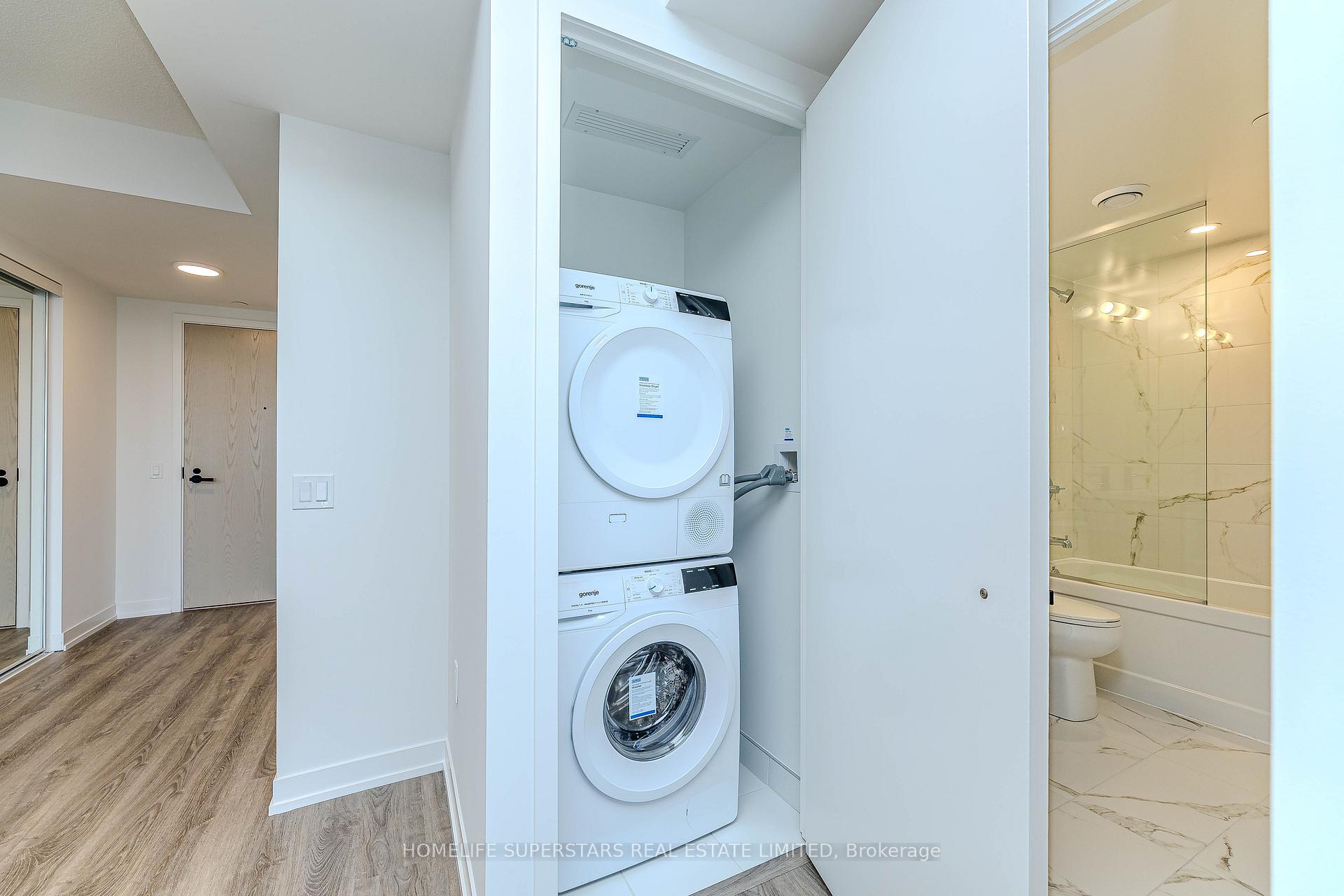 Photo 9 of Unit 2709, 195 Commerce Street, Vaughan, Vaughan Corporate Centre — HOMEH