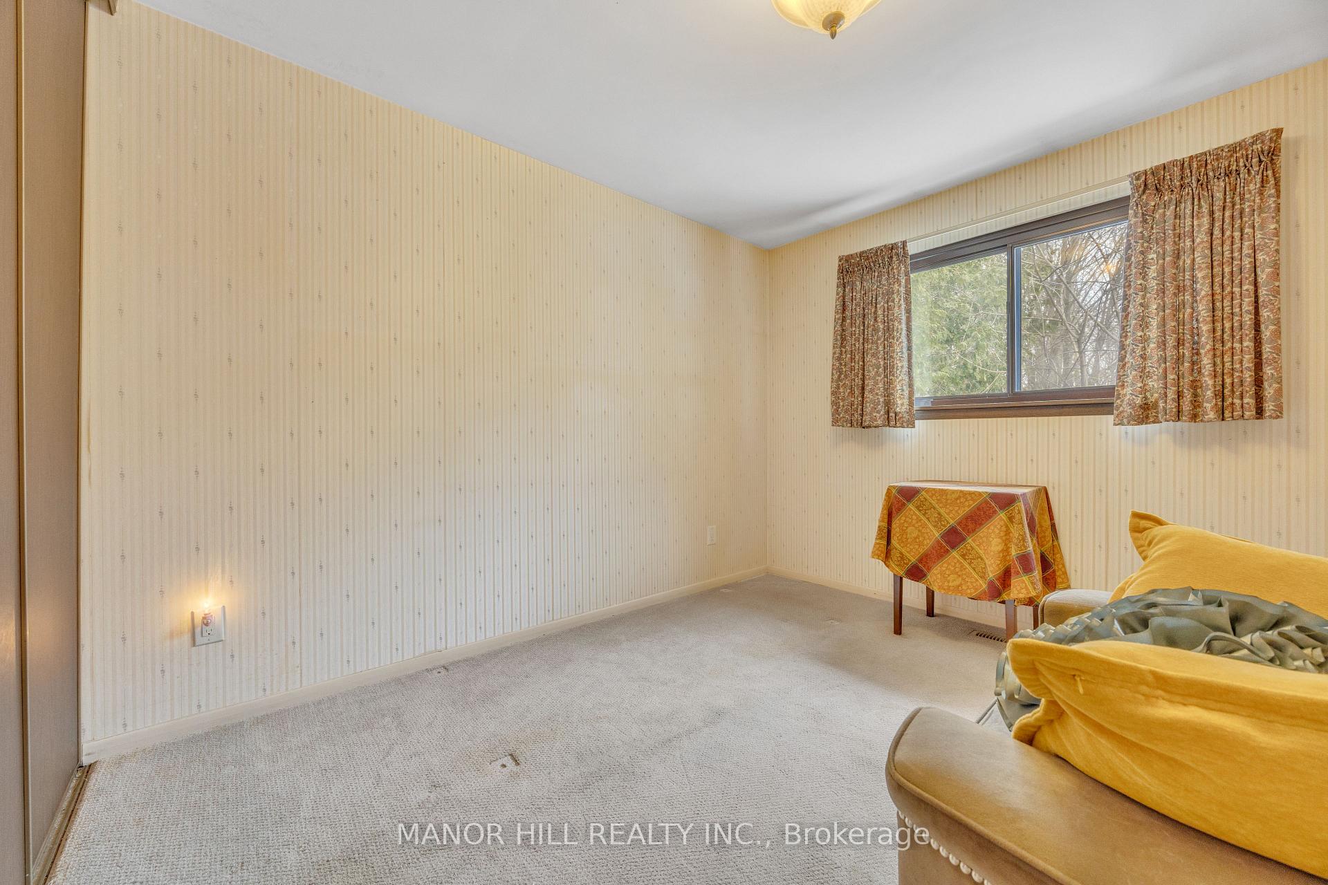 Photo 19 of 145 Ridge Road, Caledon, Bolton West — HOMEH