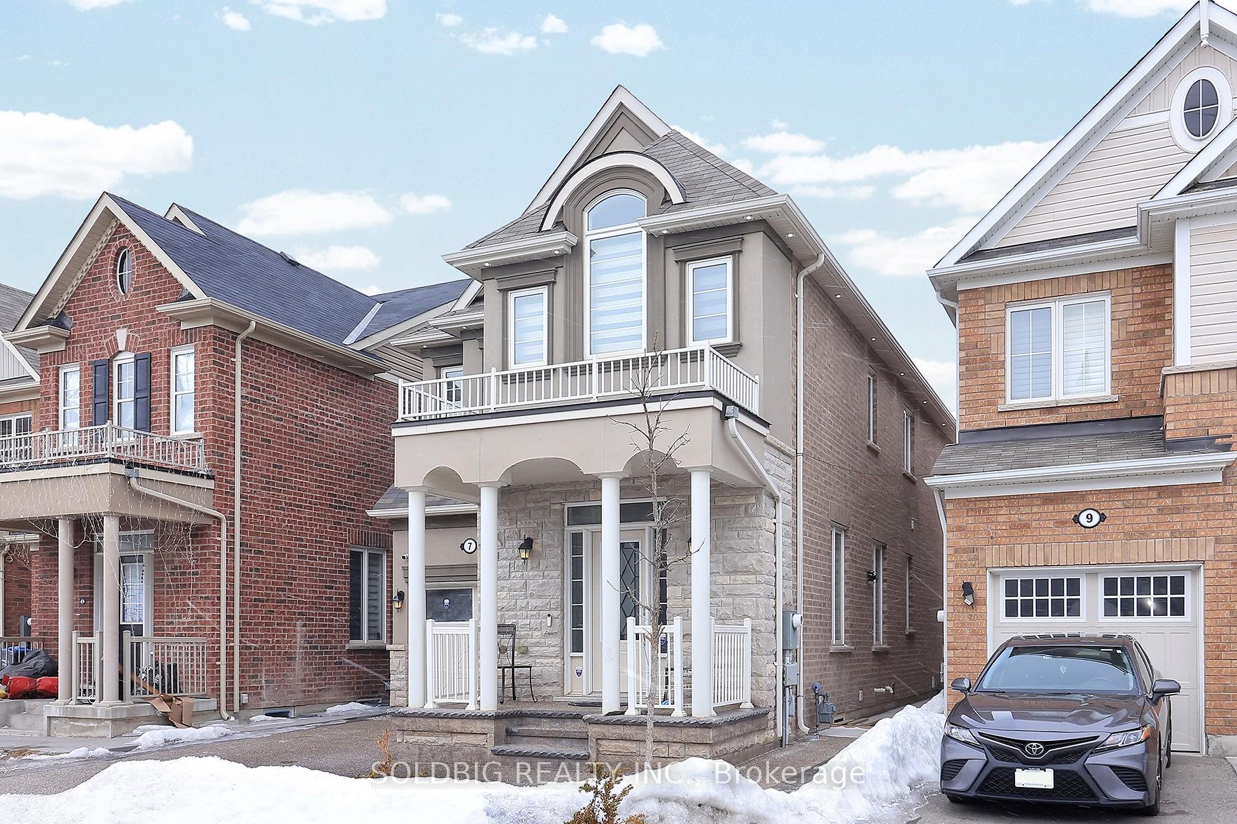 Photo 2 of 7 Callandar Road, Brampton, Northwest Brampton — HOMEH