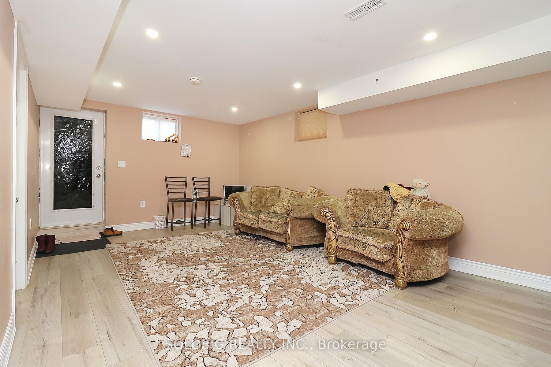 Photo 34 of 7 Callandar Road, Brampton, Northwest Brampton — HOMEH