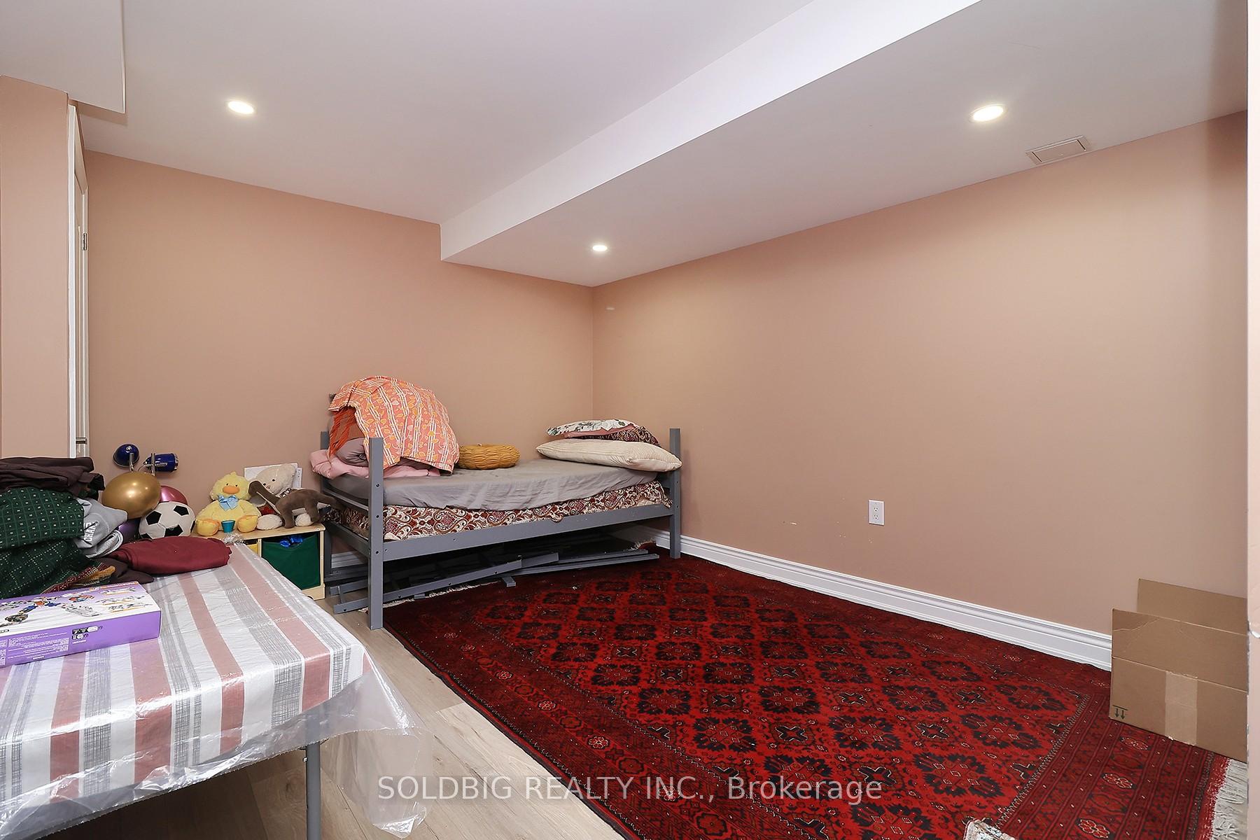 Photo 36 of 7 Callandar Road, Brampton, Northwest Brampton — HOMEH