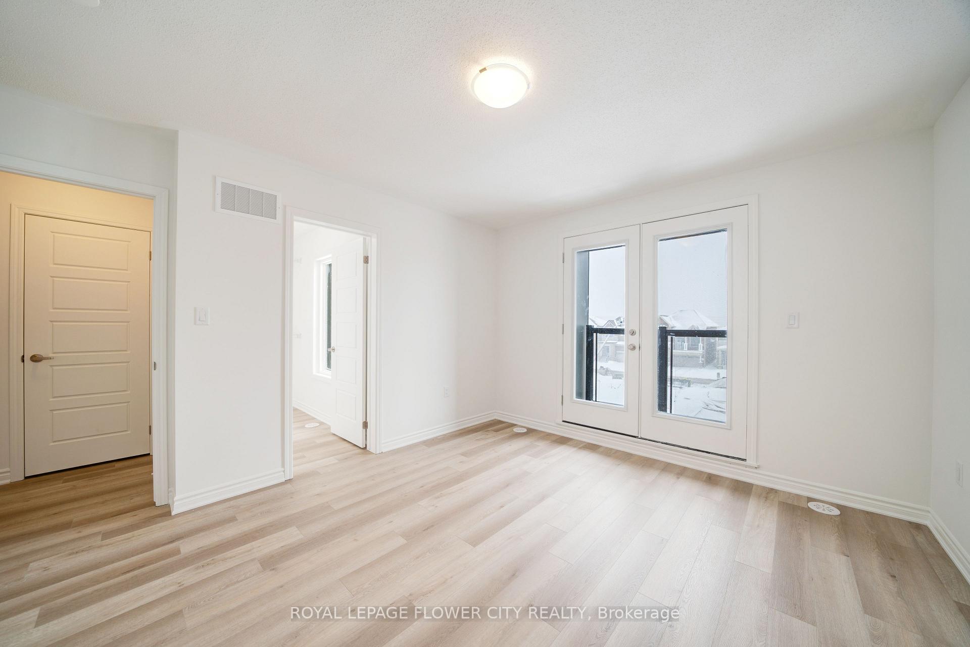 Photo 38 of 72 Pearen Lane, Barrie, Rural Barrie Southeast — HOMEH