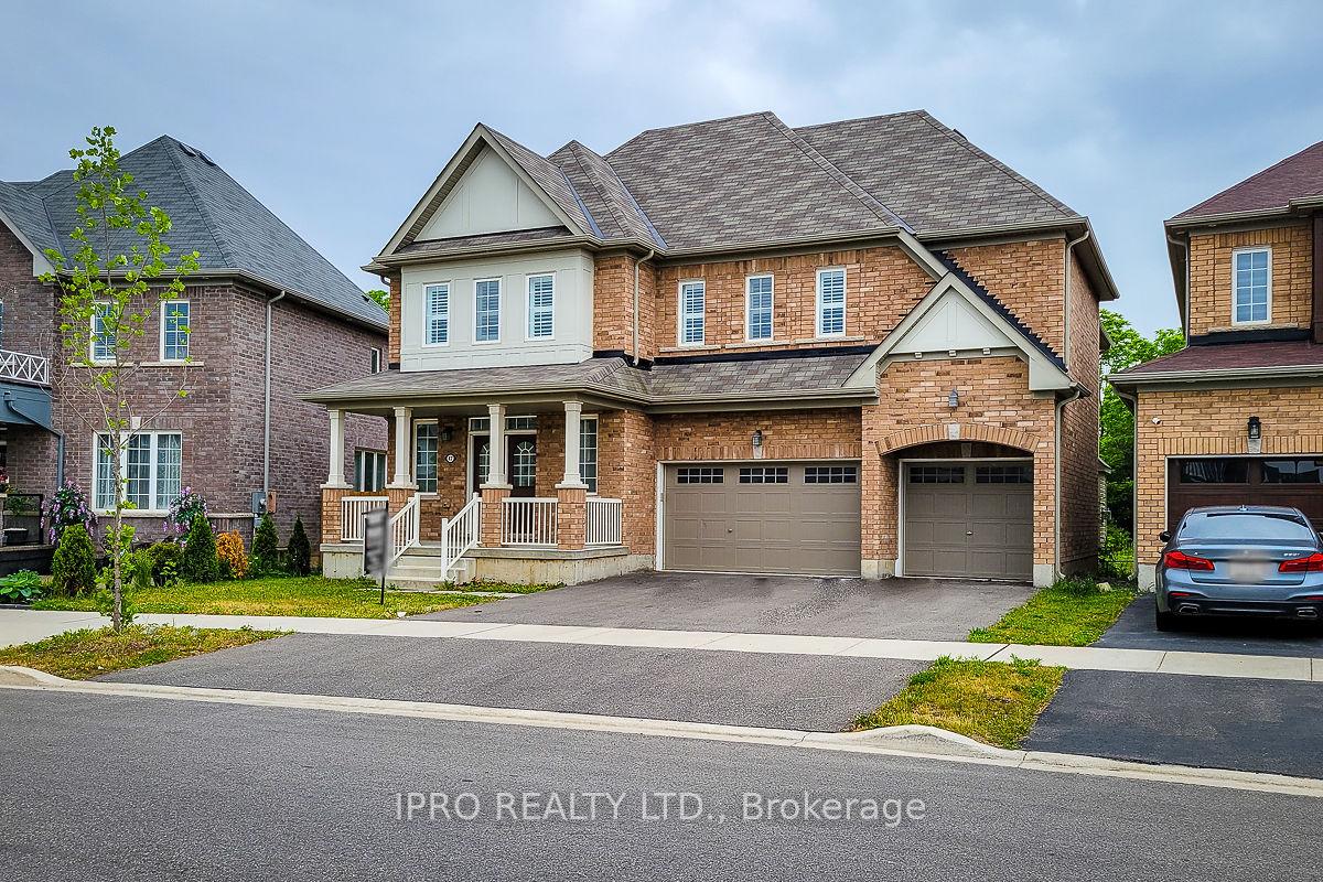 Front of 47 Fleming Crescent