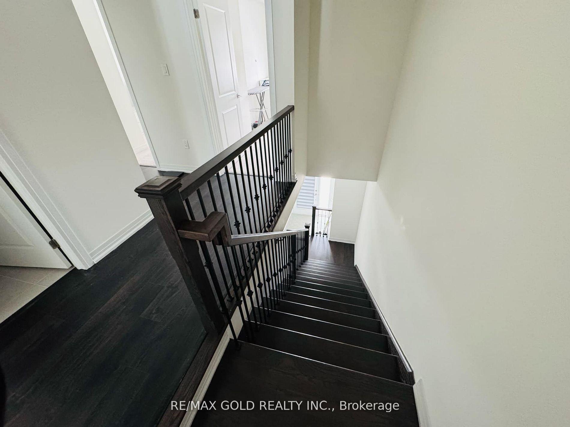 Photo 6 of 35 George Brier Drive E, Brant, Paris — HOMEH