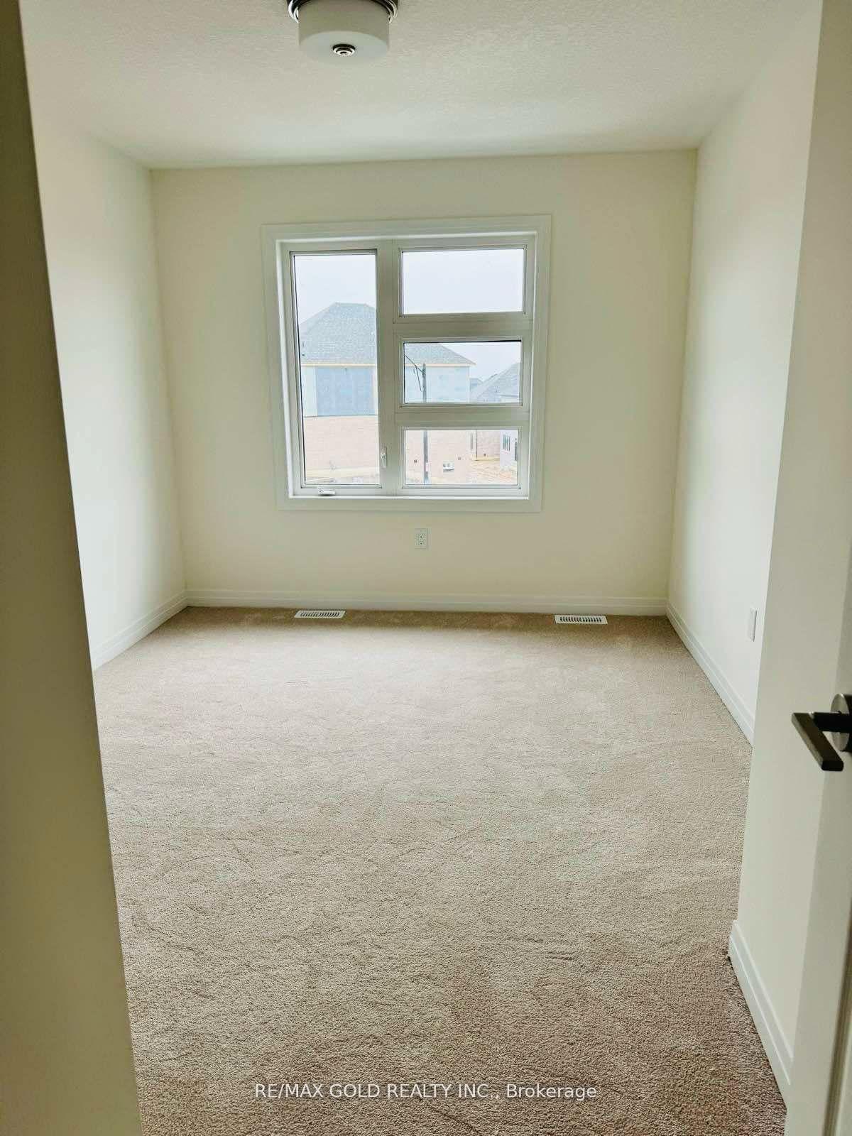 Photo 22 of 35 George Brier Drive E, Brant, Paris — HOMEH