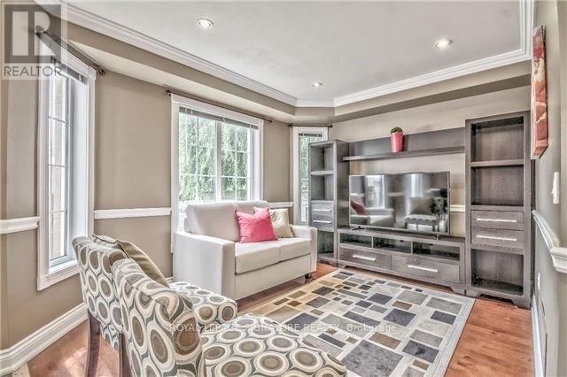 Photo 1 of 98 Sandyshores Drive, Brampton, Sandringham-Wellington — HOMEH