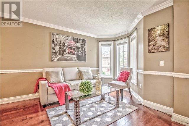 Photo 12 of 98 Sandyshores Drive, Brampton, Sandringham-Wellington — HOMEH