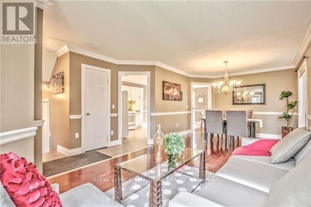 Photo 16 of 98 Sandyshores Drive, Brampton, Sandringham-Wellington — HOMEH