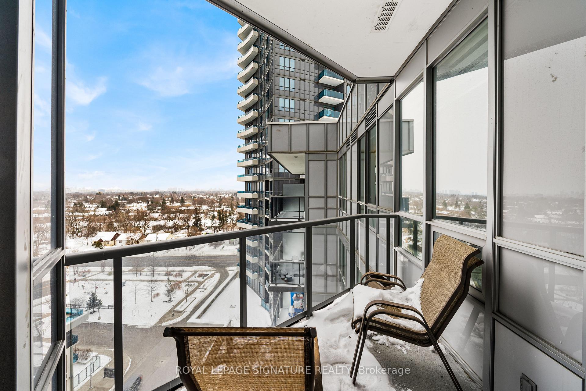 Photo 19 of Unit 938, 7171 Yonge Street, Markham, Grandview — HOMEH