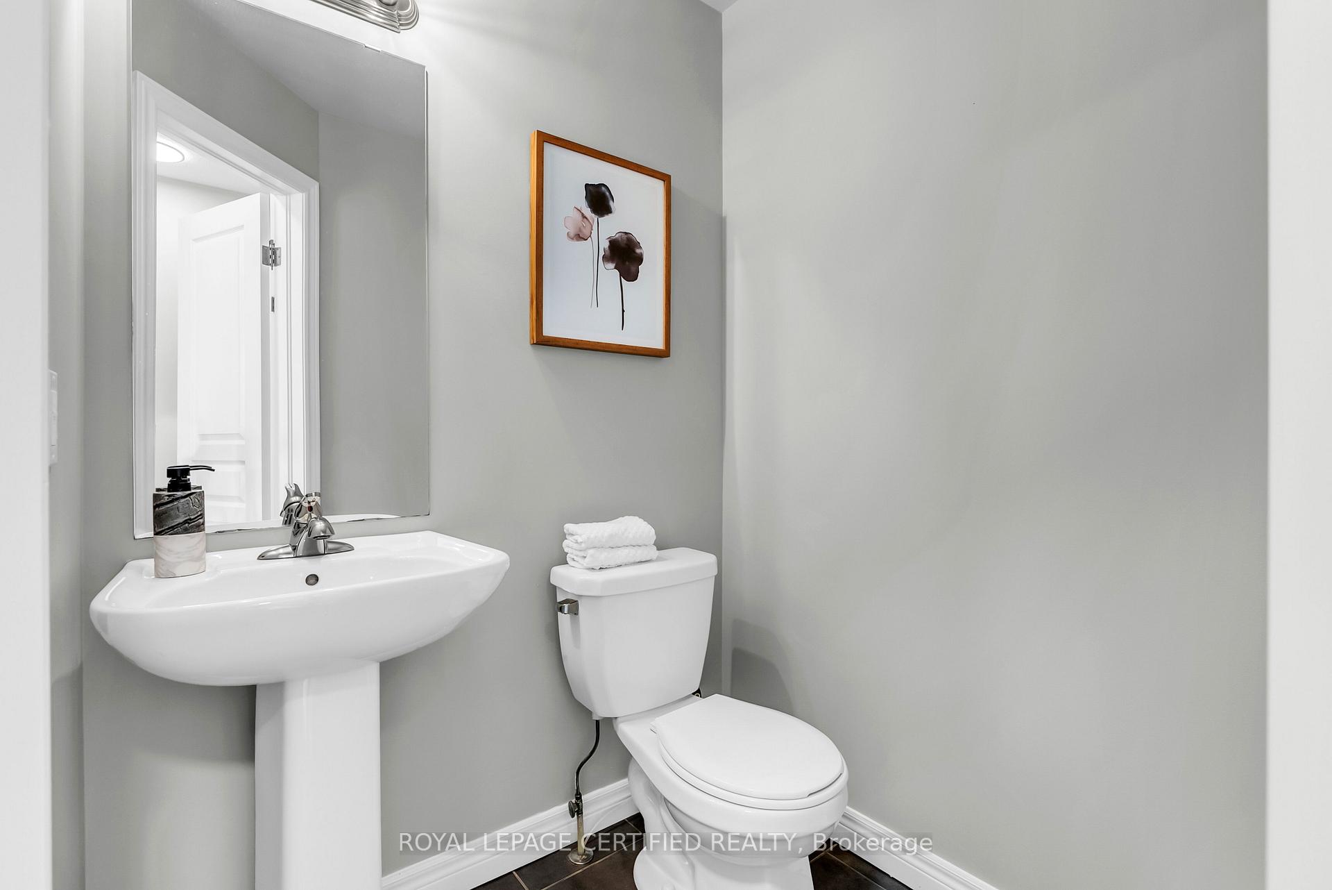 Photo 19 of 89 Bloom Crescent, Hamilton, Stoney Creek — HOMEH