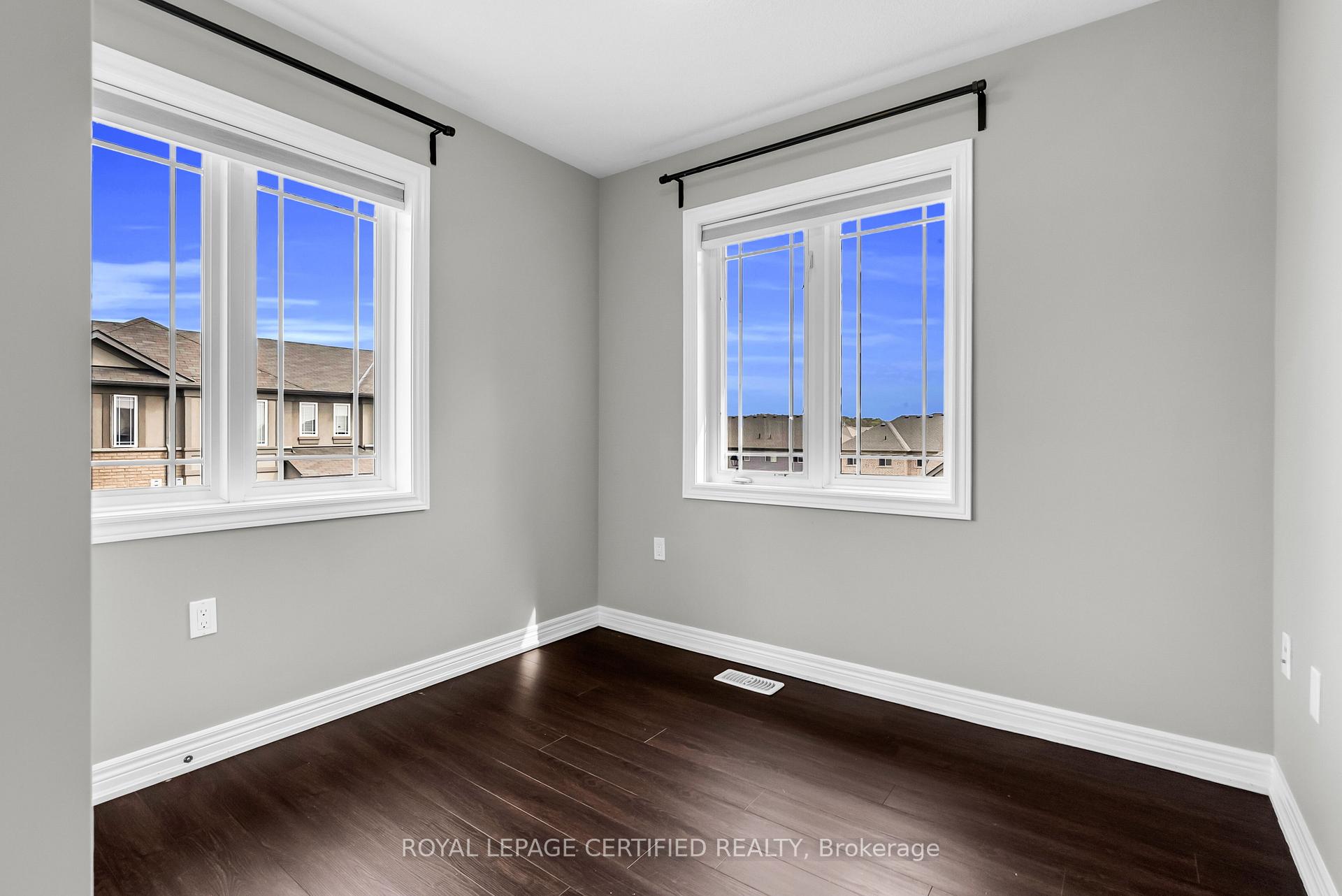 Photo 28 of 89 Bloom Crescent, Hamilton, Stoney Creek — HOMEH