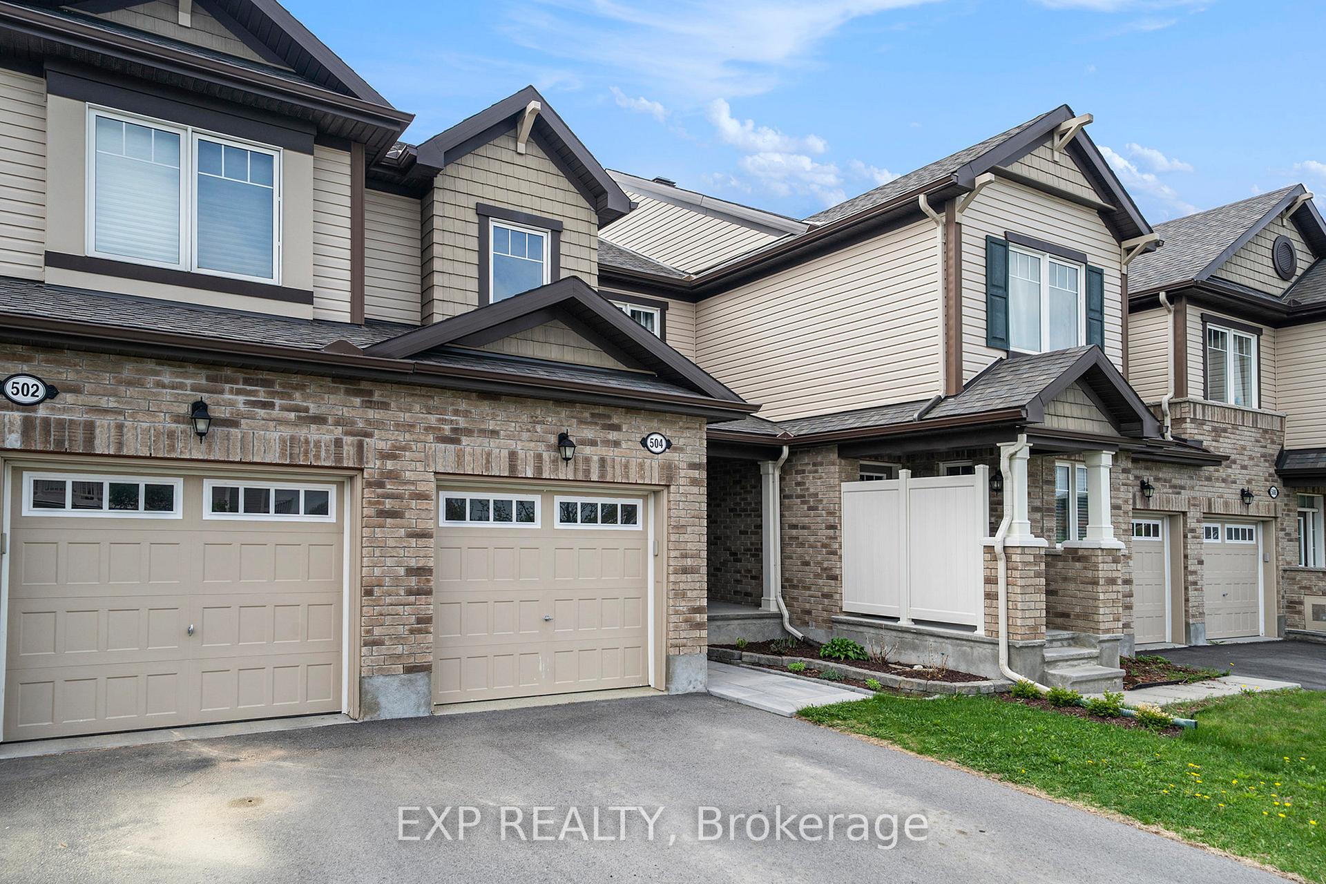 Photo 2 of 504 Ensatina Crescent, Ottawa, Barrhaven - Half Moon Bay — HOMEH