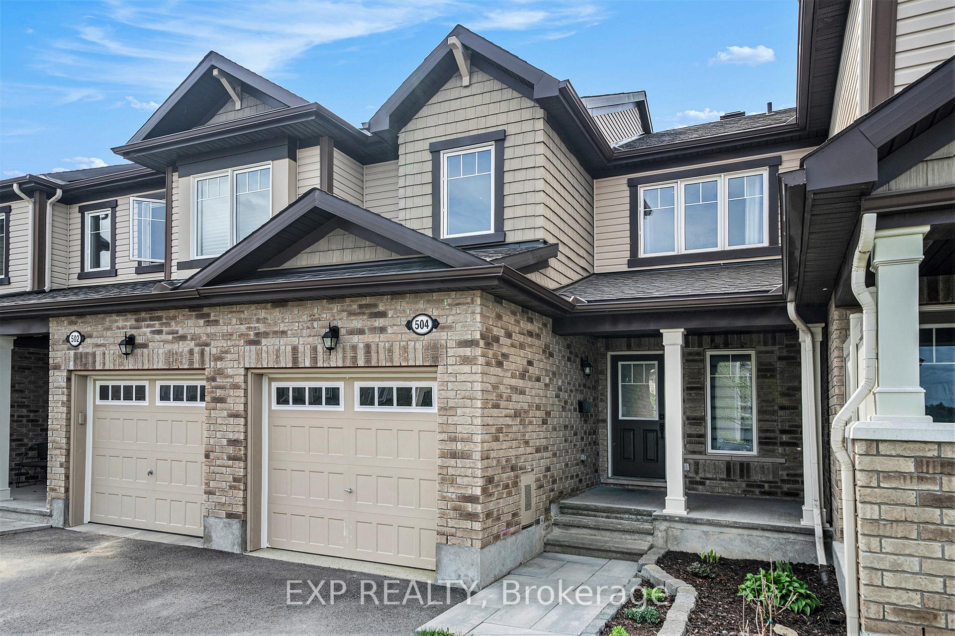Photo 3 of 504 Ensatina Crescent, Ottawa, Barrhaven - Half Moon Bay — HOMEH