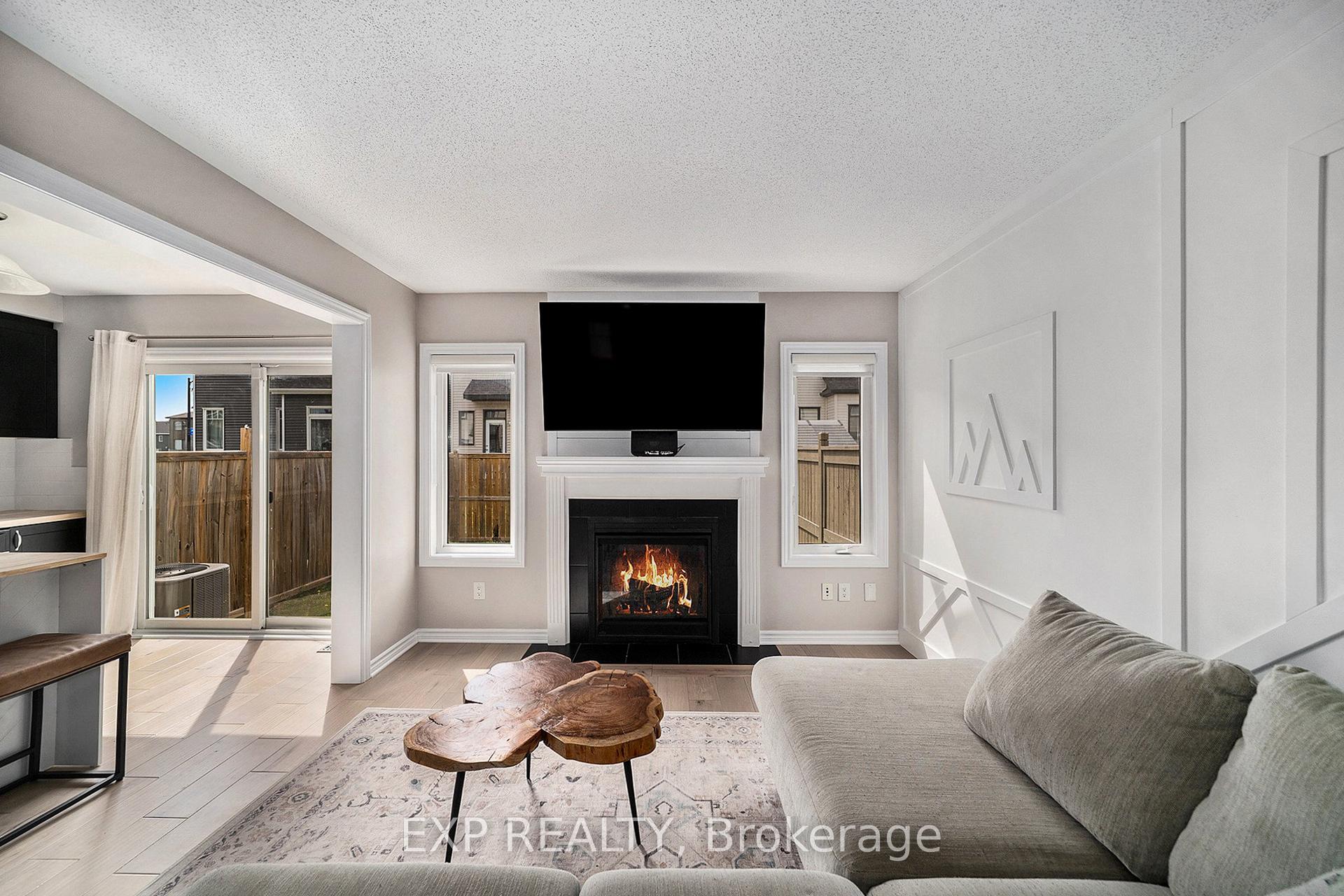 Photo 7 of 504 Ensatina Crescent, Ottawa, Barrhaven - Half Moon Bay — HOMEH