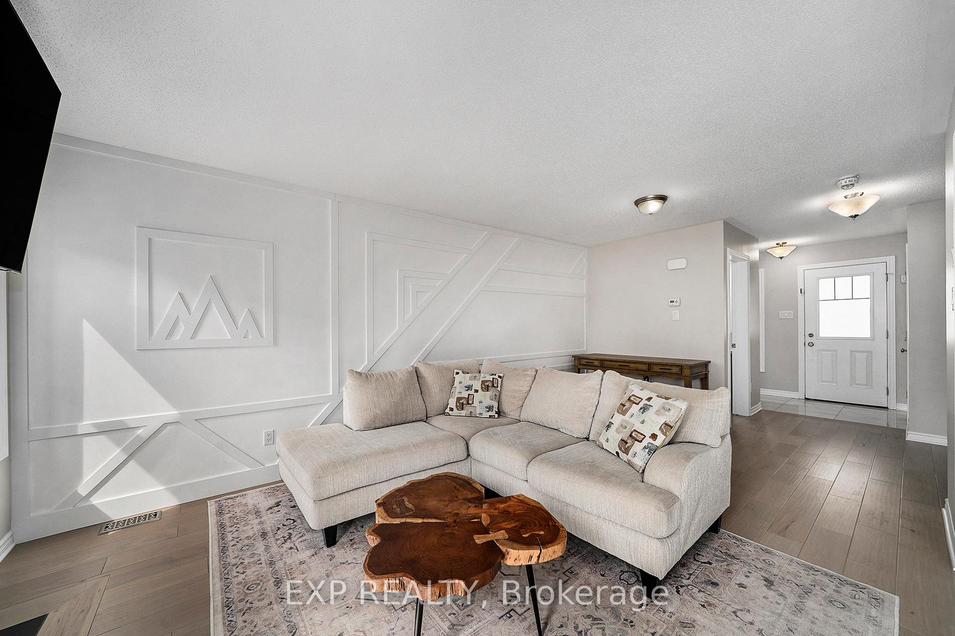 Photo 8 of 504 Ensatina Crescent, Ottawa, Barrhaven - Half Moon Bay — HOMEH
