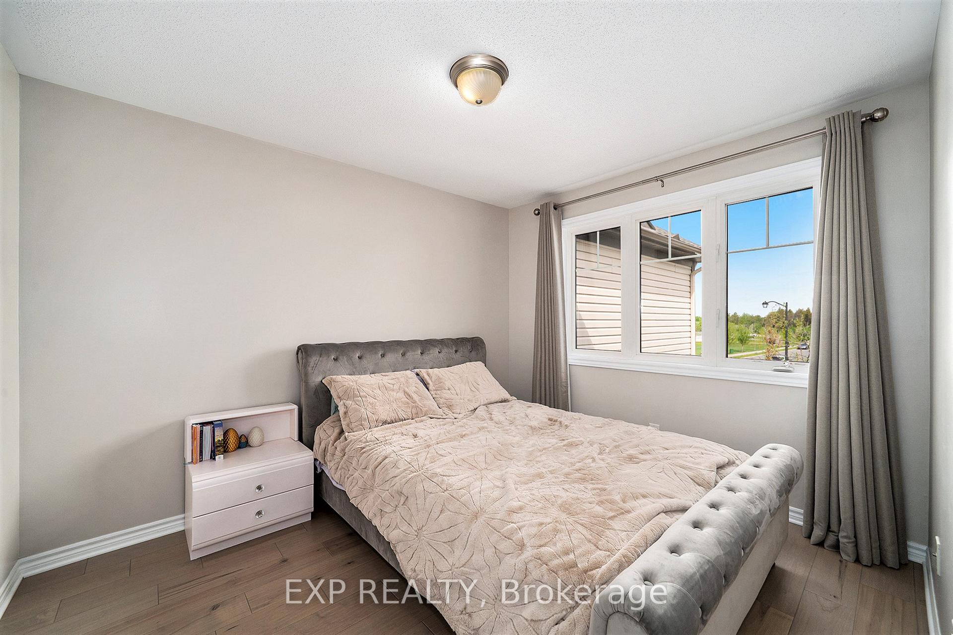 Photo 19 of 504 Ensatina Crescent, Ottawa, Barrhaven - Half Moon Bay — HOMEH