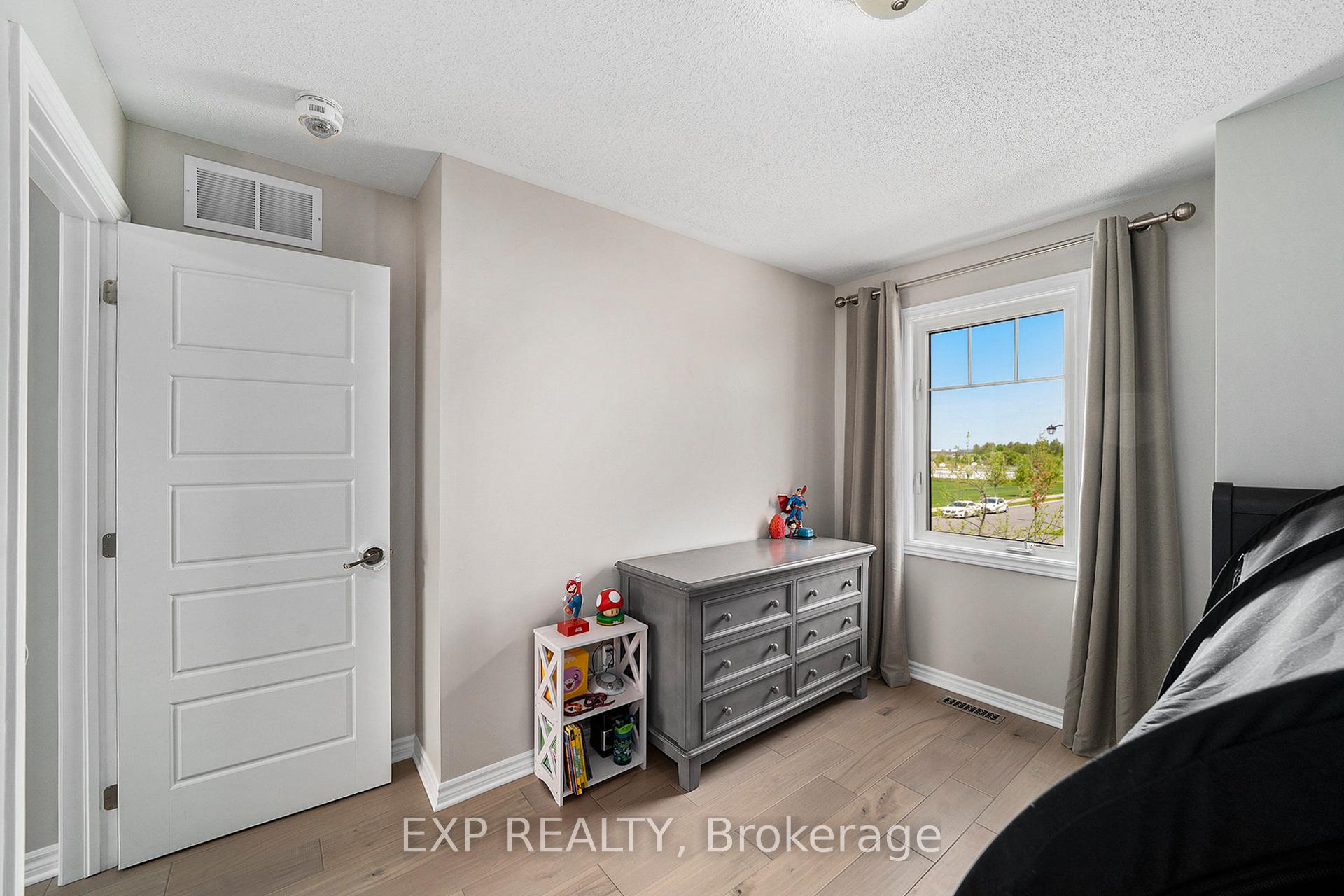 Photo 22 of 504 Ensatina Crescent, Ottawa, Barrhaven - Half Moon Bay — HOMEH