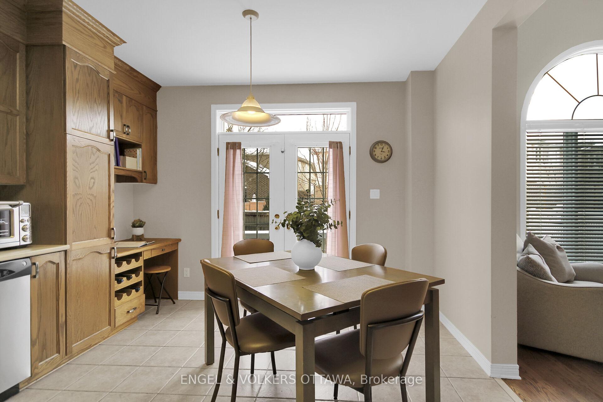 Photo 7 of 1123 Rocky Harbour Crescent, Ottawa, Riverside South/Gloucester Glen — HOMEH