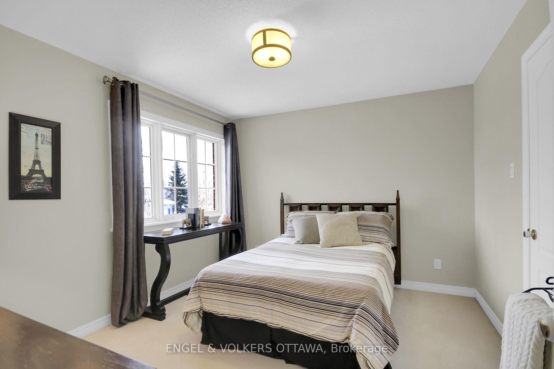 Photo 21 of 1123 Rocky Harbour Crescent, Ottawa, Riverside South/Gloucester Glen — HOMEH