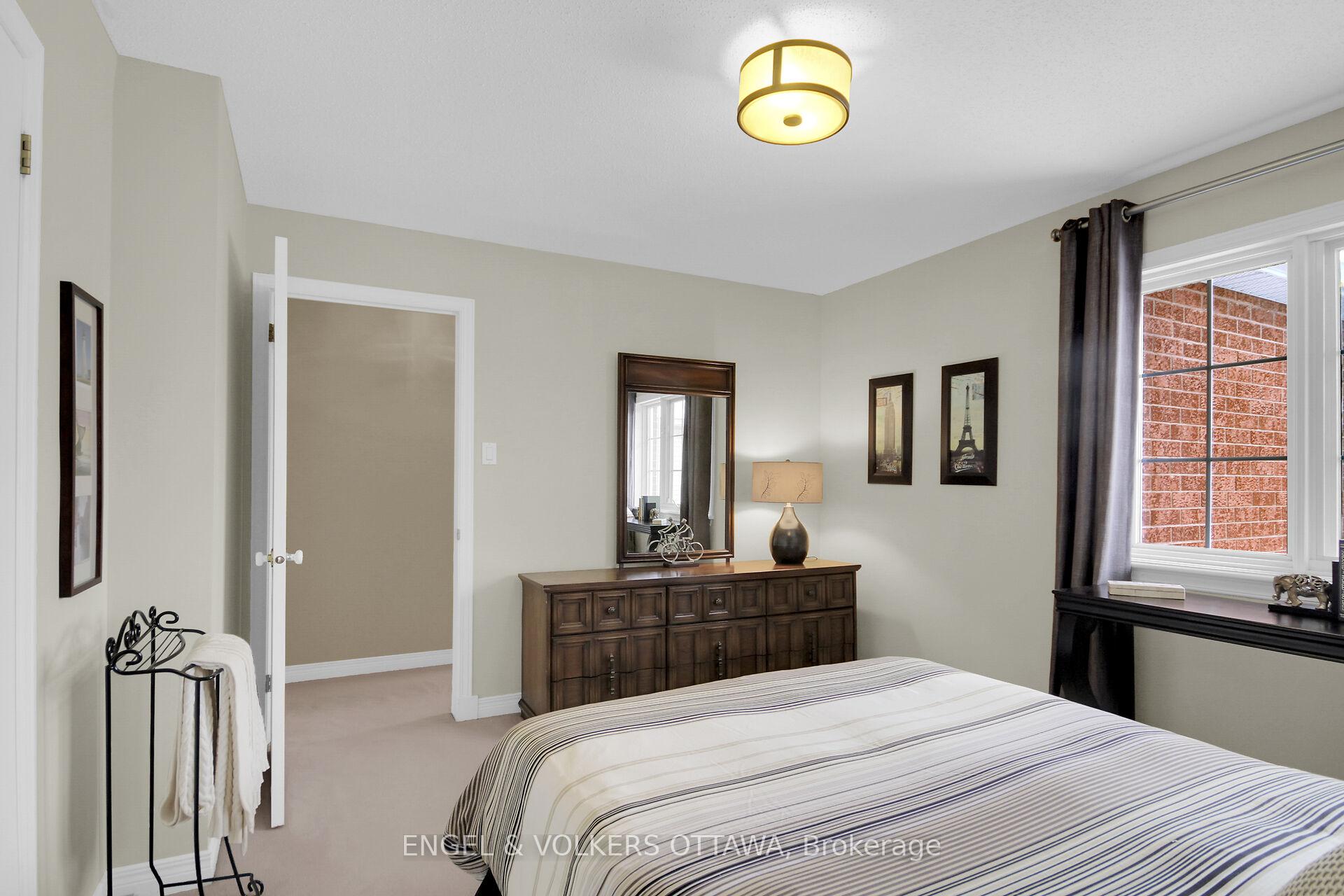 Photo 22 of 1123 Rocky Harbour Crescent, Ottawa, Riverside South/Gloucester Glen — HOMEH