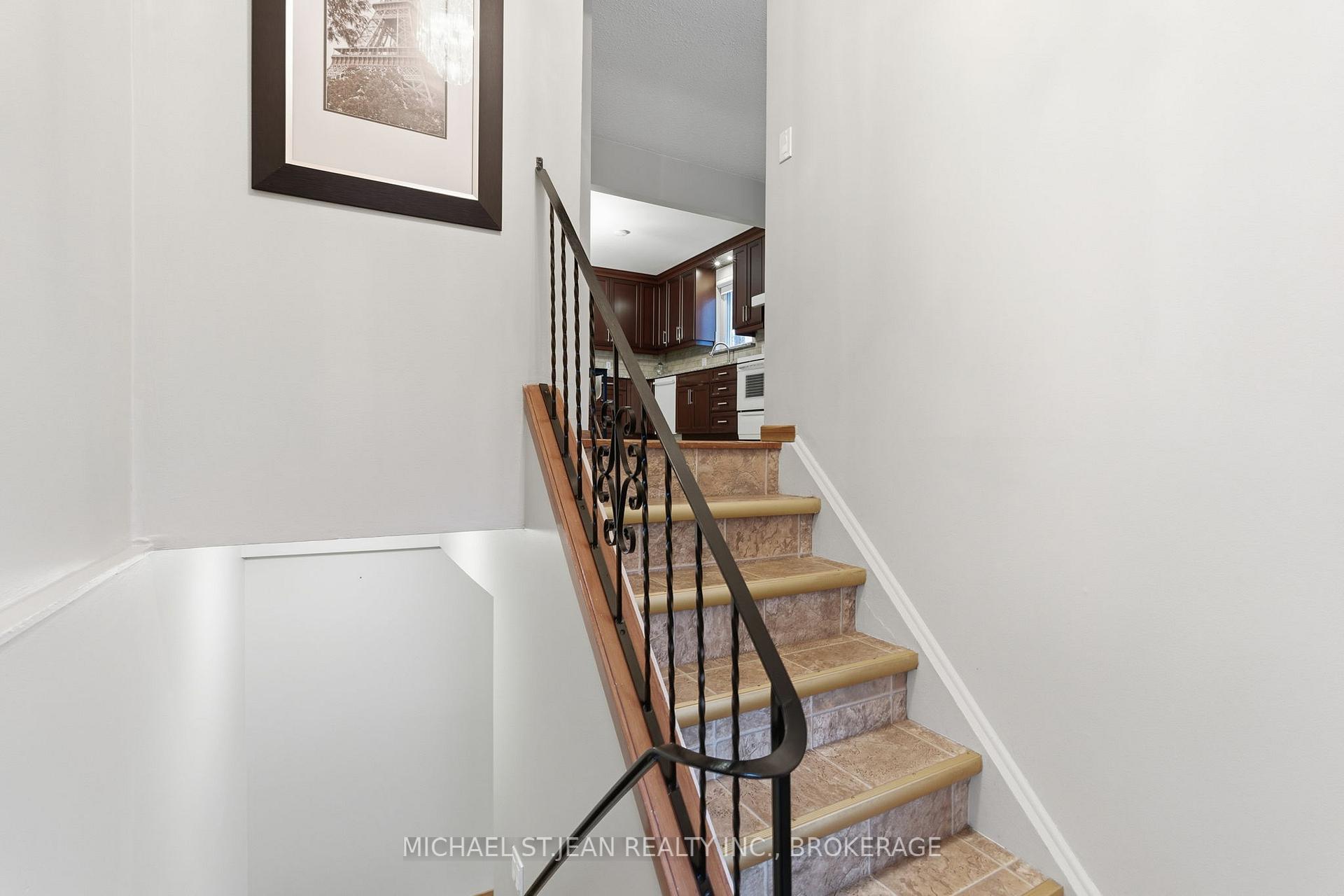 Photo 10 of 19 Victoria Terrace, Grimsby, Grimsby Beach — HOMEH