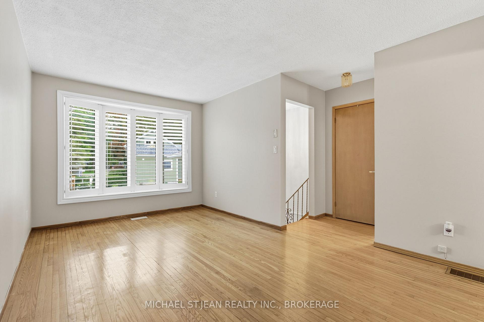 Photo 11 of 19 Victoria Terrace, Grimsby, Grimsby Beach — HOMEH