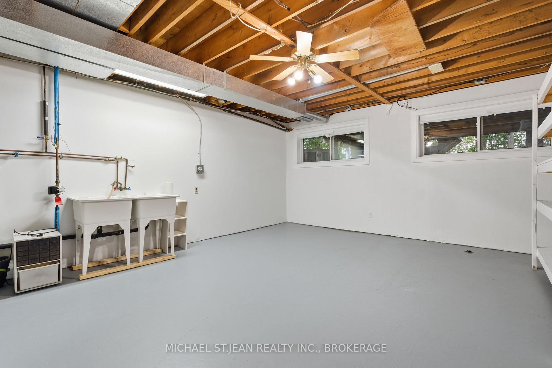 Photo 37 of 19 Victoria Terrace, Grimsby, Grimsby Beach — HOMEH