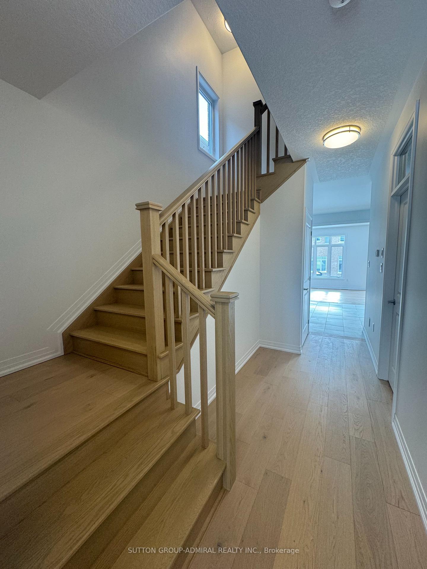 Photo 6 of 92 Sagewood Avenue, Barrie, Painswick South — HOMEH