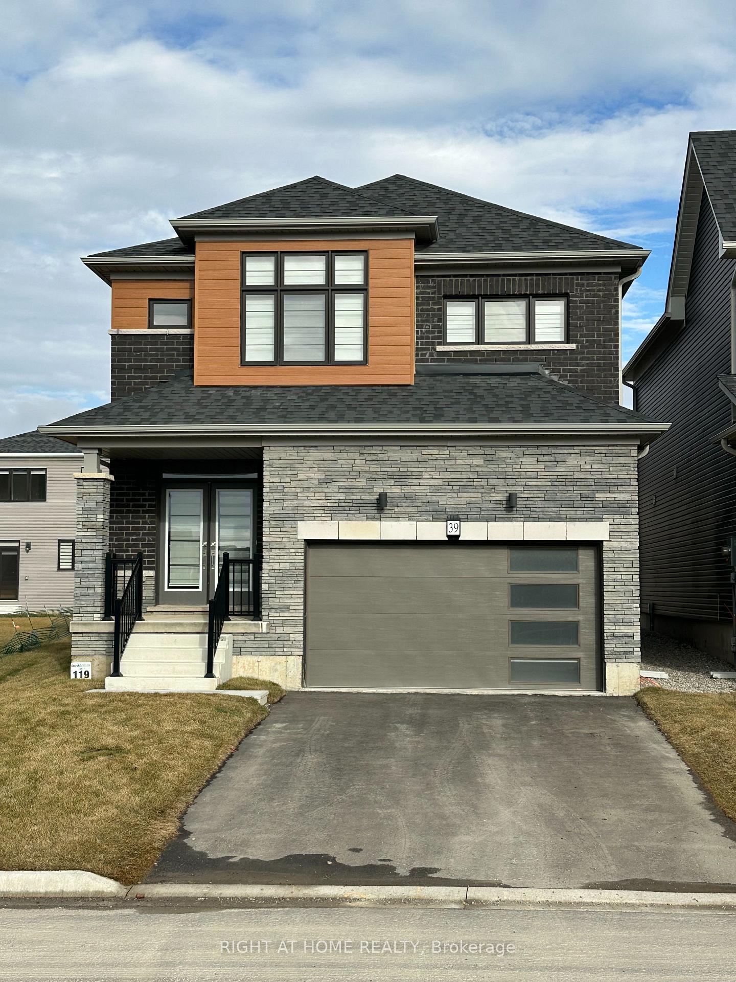 Front of 39 Wintergreen Crescent