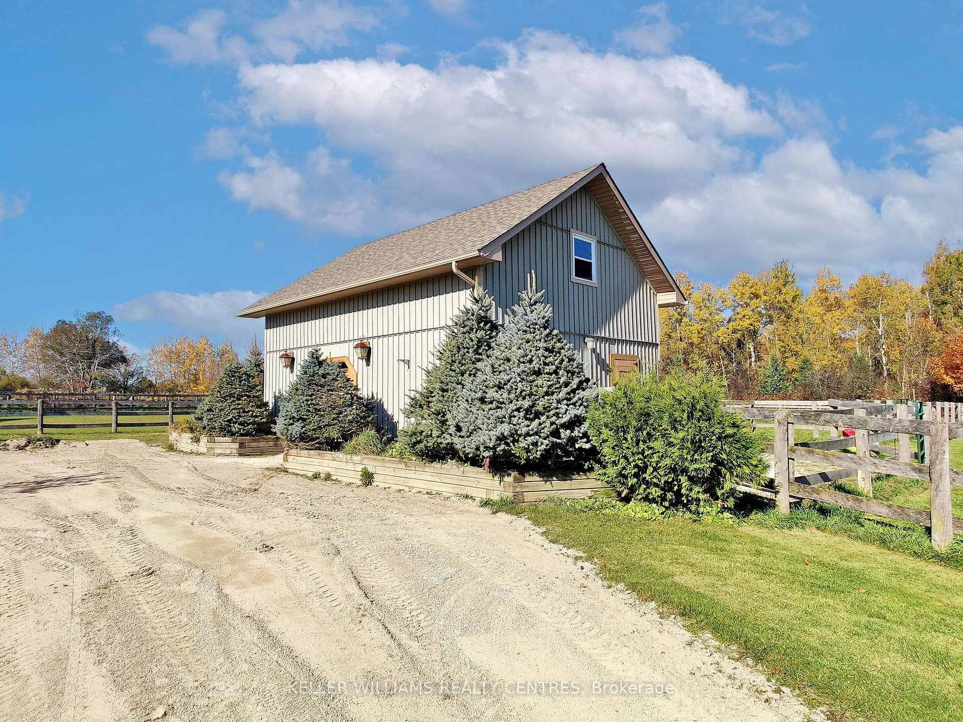 Photo 3 of 387129 20 Sideroad, Mono, Rural Mono — HOMEH