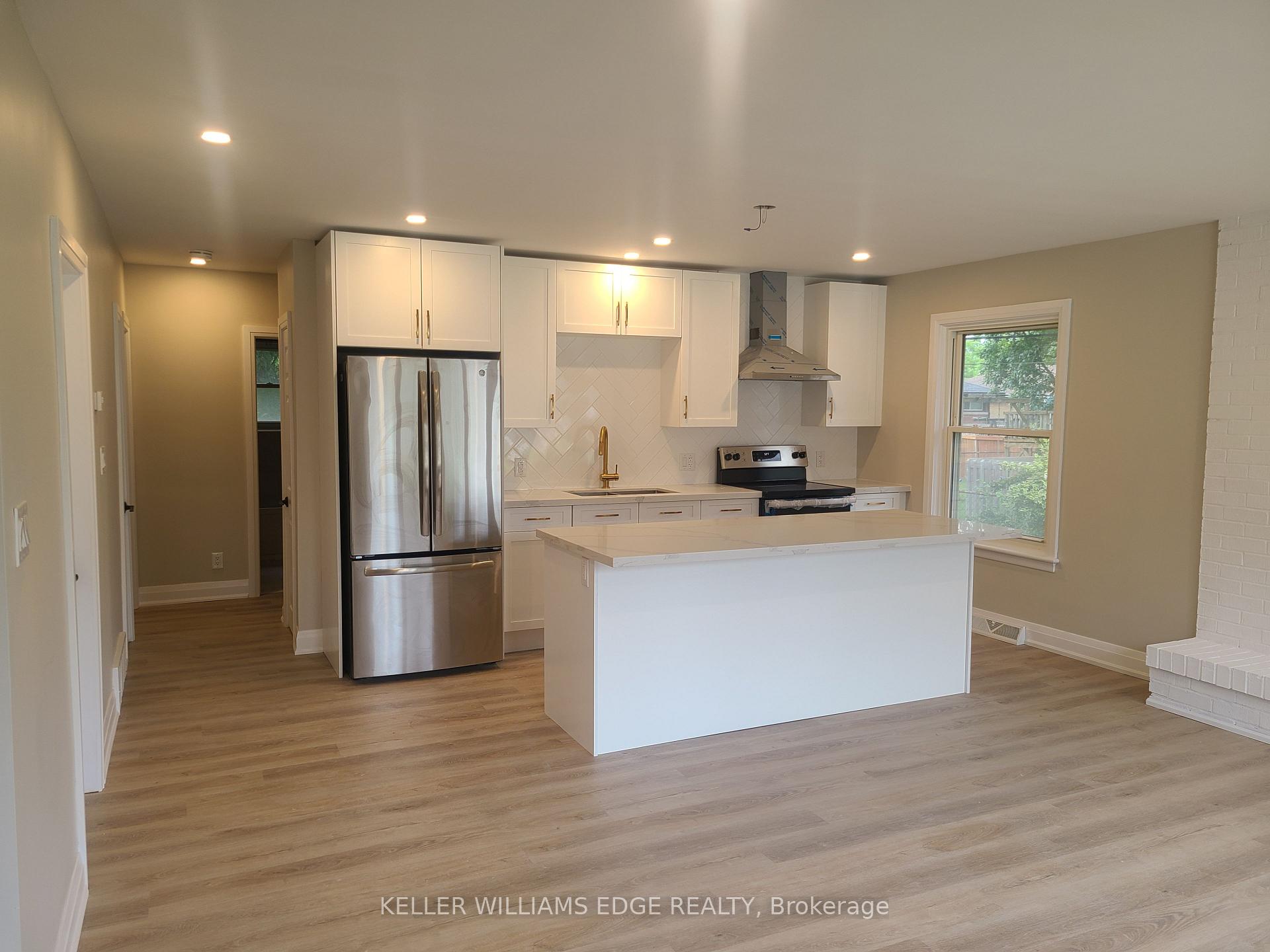 Photo 11 of Unit Upper, 10 Sherwood Rise, Hamilton, Sherwood — HOMEH