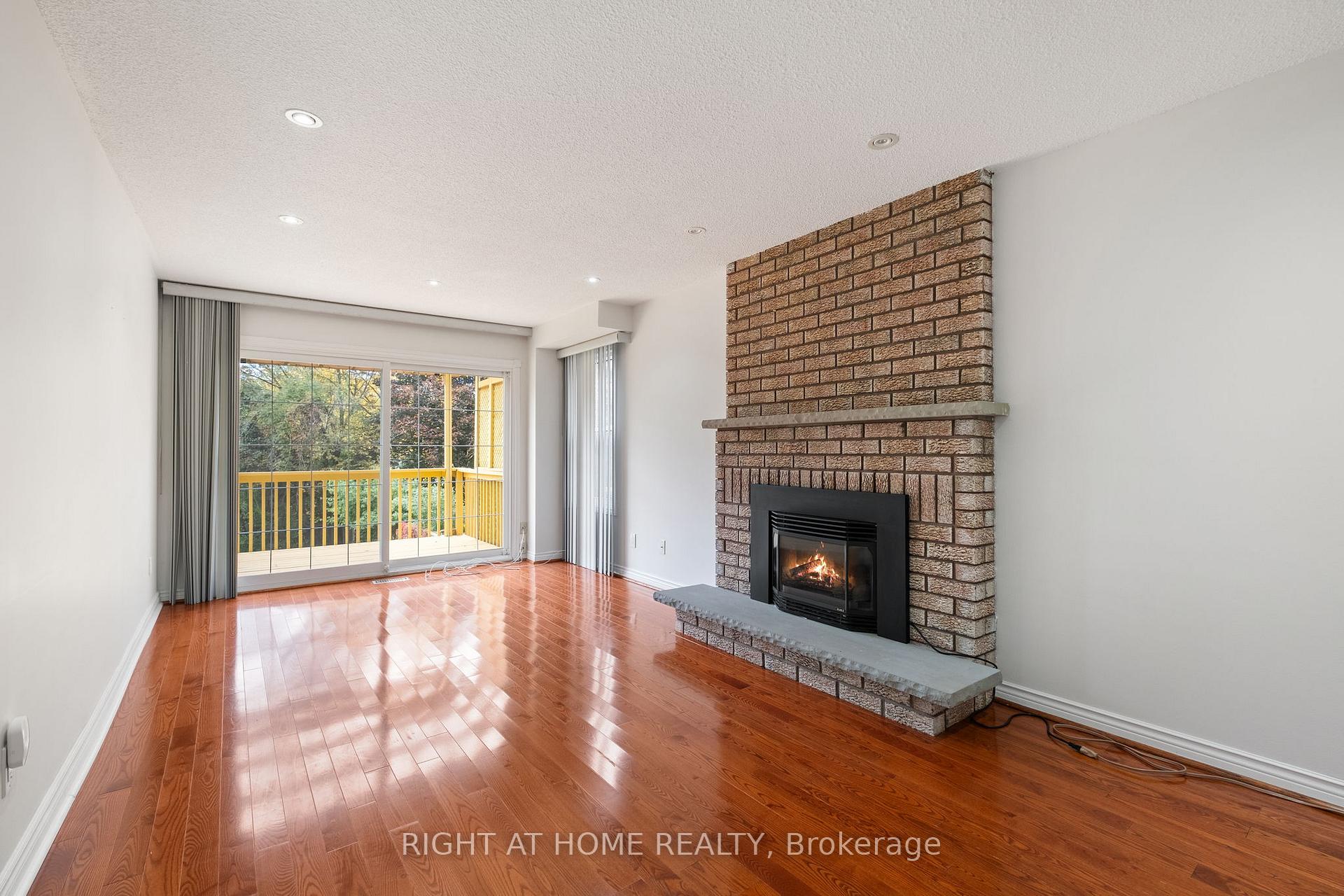 Photo 17 of 7 Lord Simcoe Drive, Brampton, Westgate — HOMEH