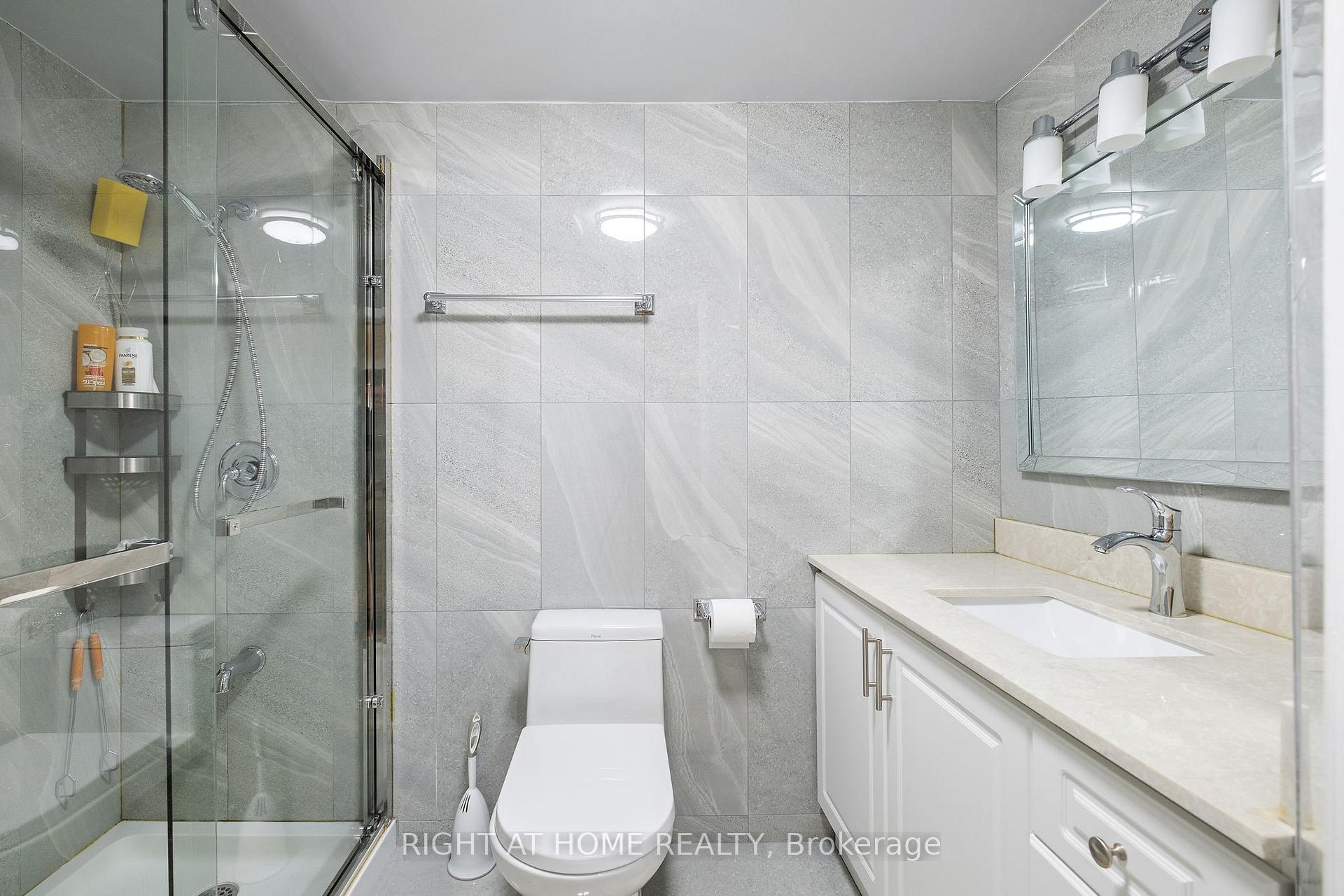 Photo 42 of 7 Lord Simcoe Drive, Brampton, Westgate — HOMEH