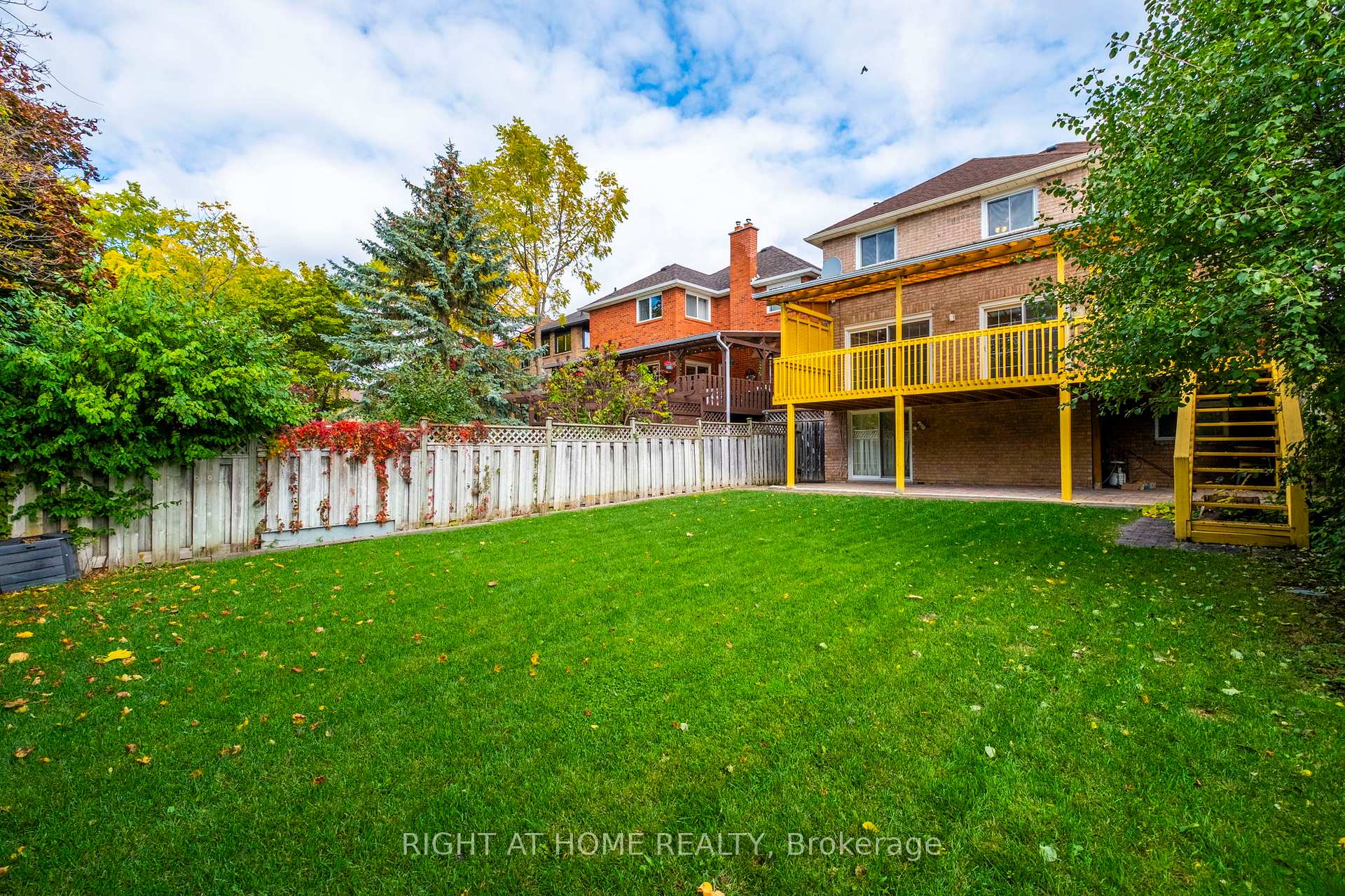 Photo 46 of 7 Lord Simcoe Drive, Brampton, Westgate — HOMEH