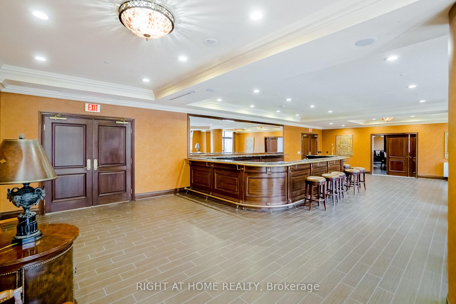 Photo 29 of Unit 909, 9225 Jane Street, Vaughan, Maple — HOMEH
