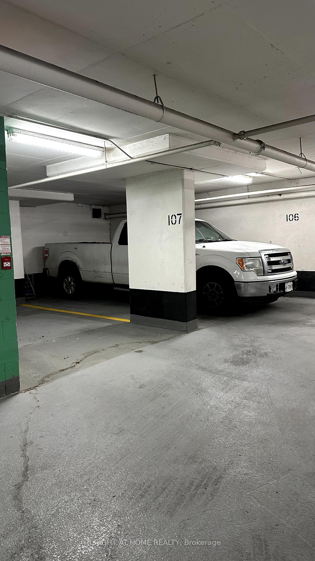 Photo 36 of Unit 909, 9225 Jane Street, Vaughan, Maple — HOMEH