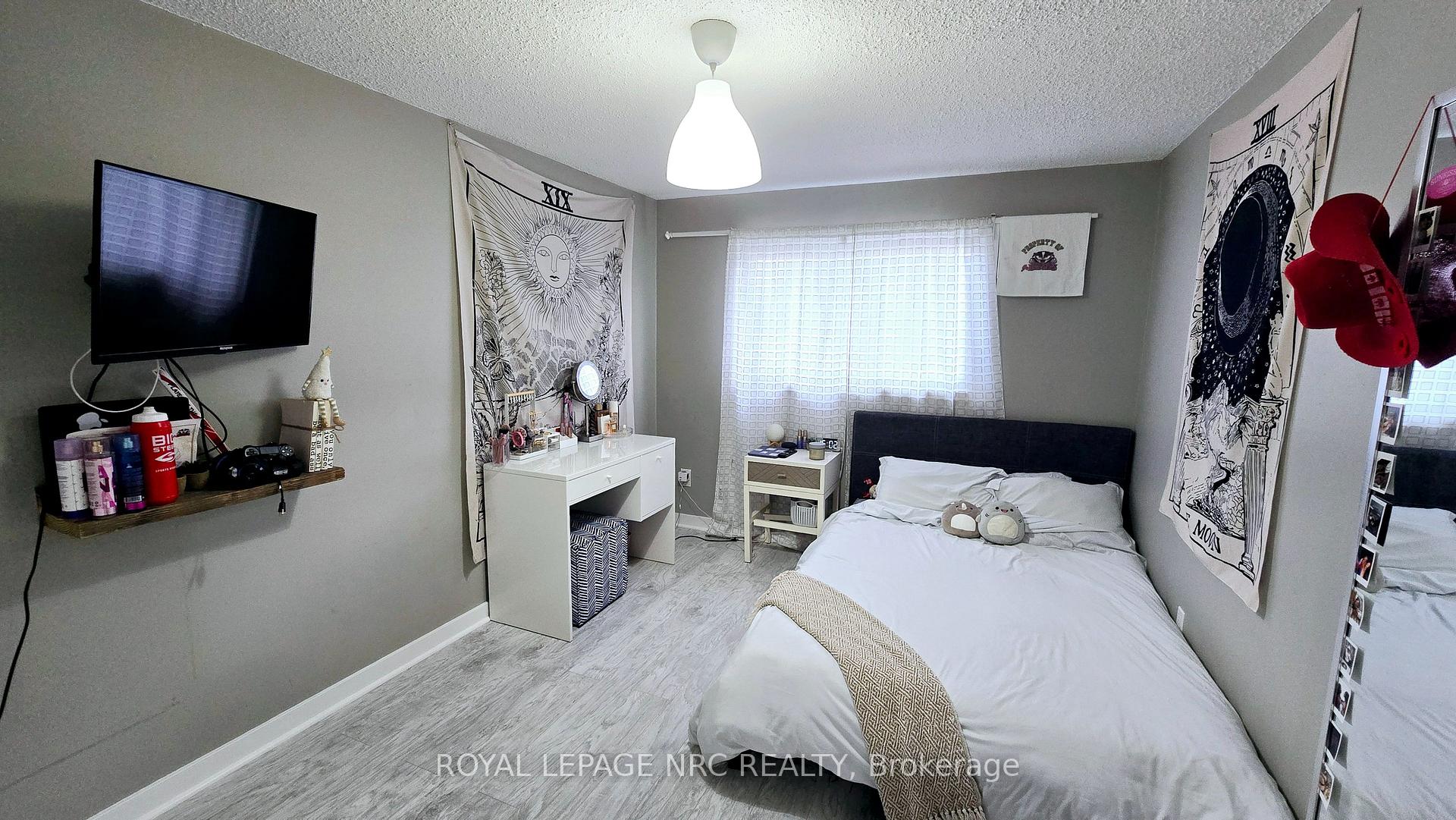 Photo 56 of 33 St. Hilda's Court, St. Catharines, Haig — HOMEH