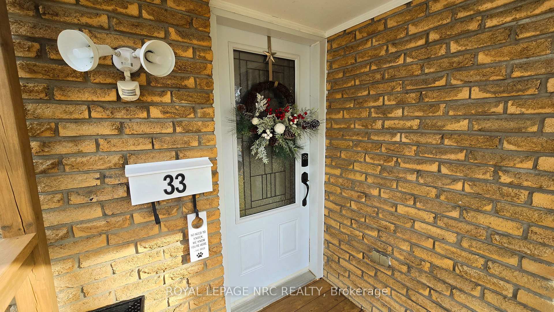 Photo 24 of 33 St. Hilda's Court, St. Catharines, Haig — HOMEH