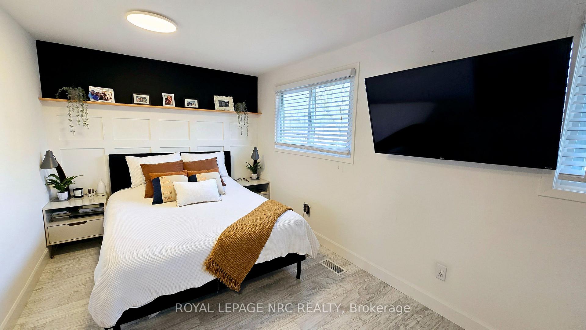 Photo 31 of 33 St. Hilda's Court, St. Catharines, Haig — HOMEH