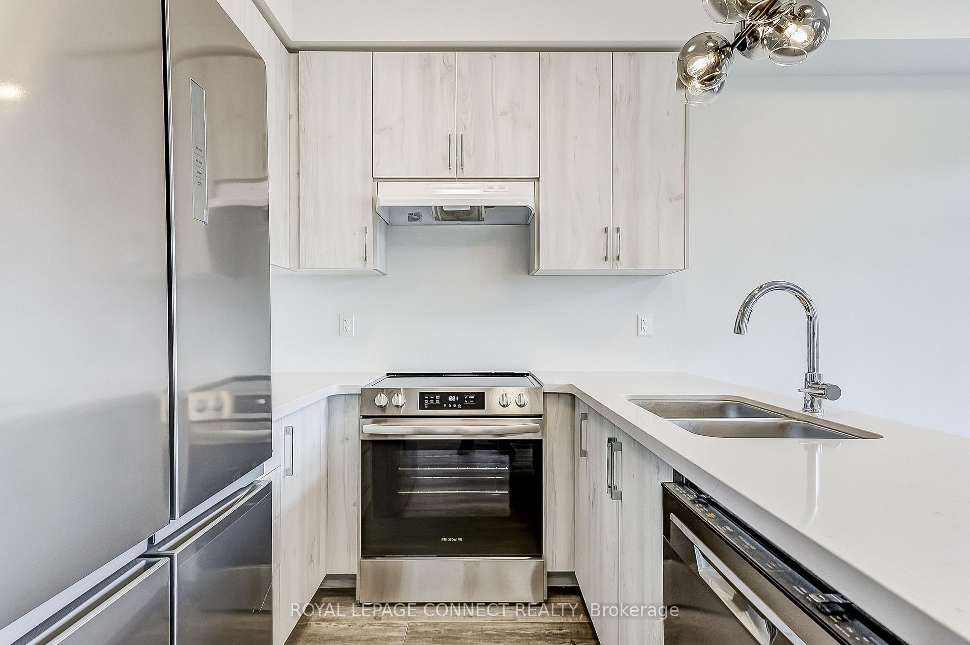 Photo 13 of 2088 Cayenne Street, Oshawa, Kedron — HOMEH