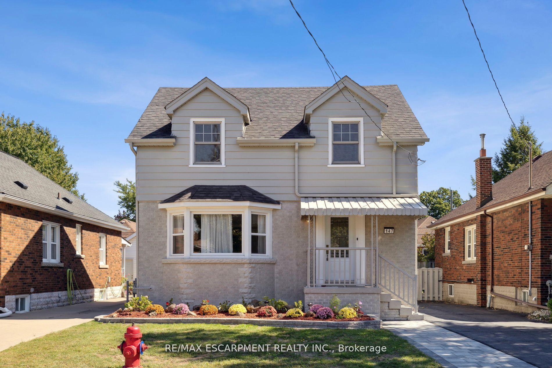 Front of 147 Garside Avenue S