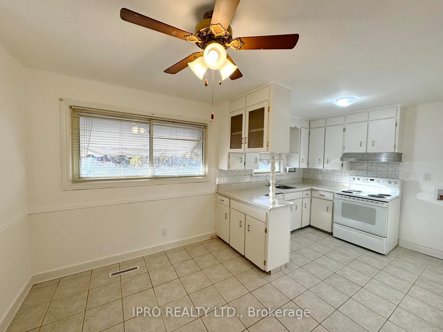 Photo 9 of 15 Sunnylea Drive, St. Catharines, Carlton/Bunting — HOMEH