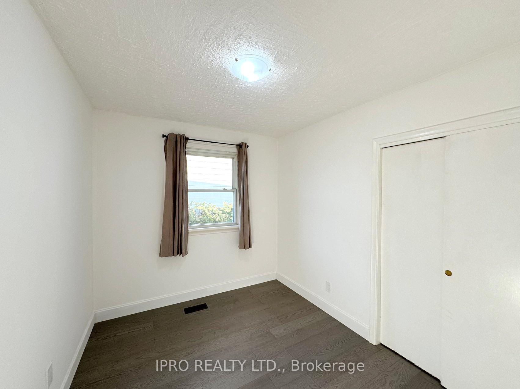 Photo 16 of 15 Sunnylea Drive, St. Catharines, Carlton/Bunting — HOMEH