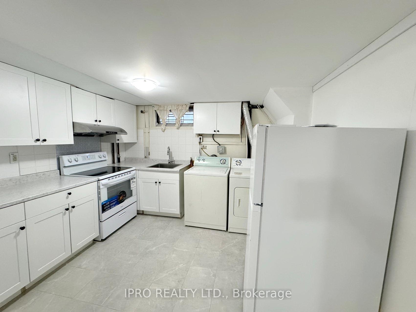 Photo 25 of 15 Sunnylea Drive, St. Catharines, Carlton/Bunting — HOMEH