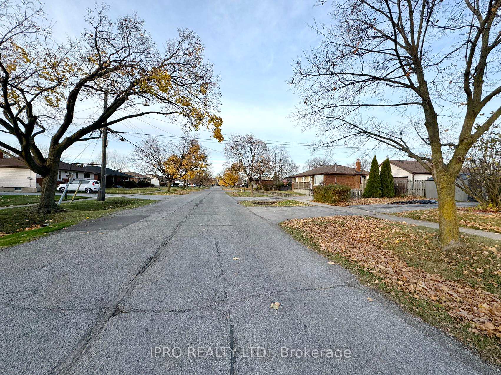 Photo 34 of 15 Sunnylea Drive, St. Catharines, Carlton/Bunting — HOMEH