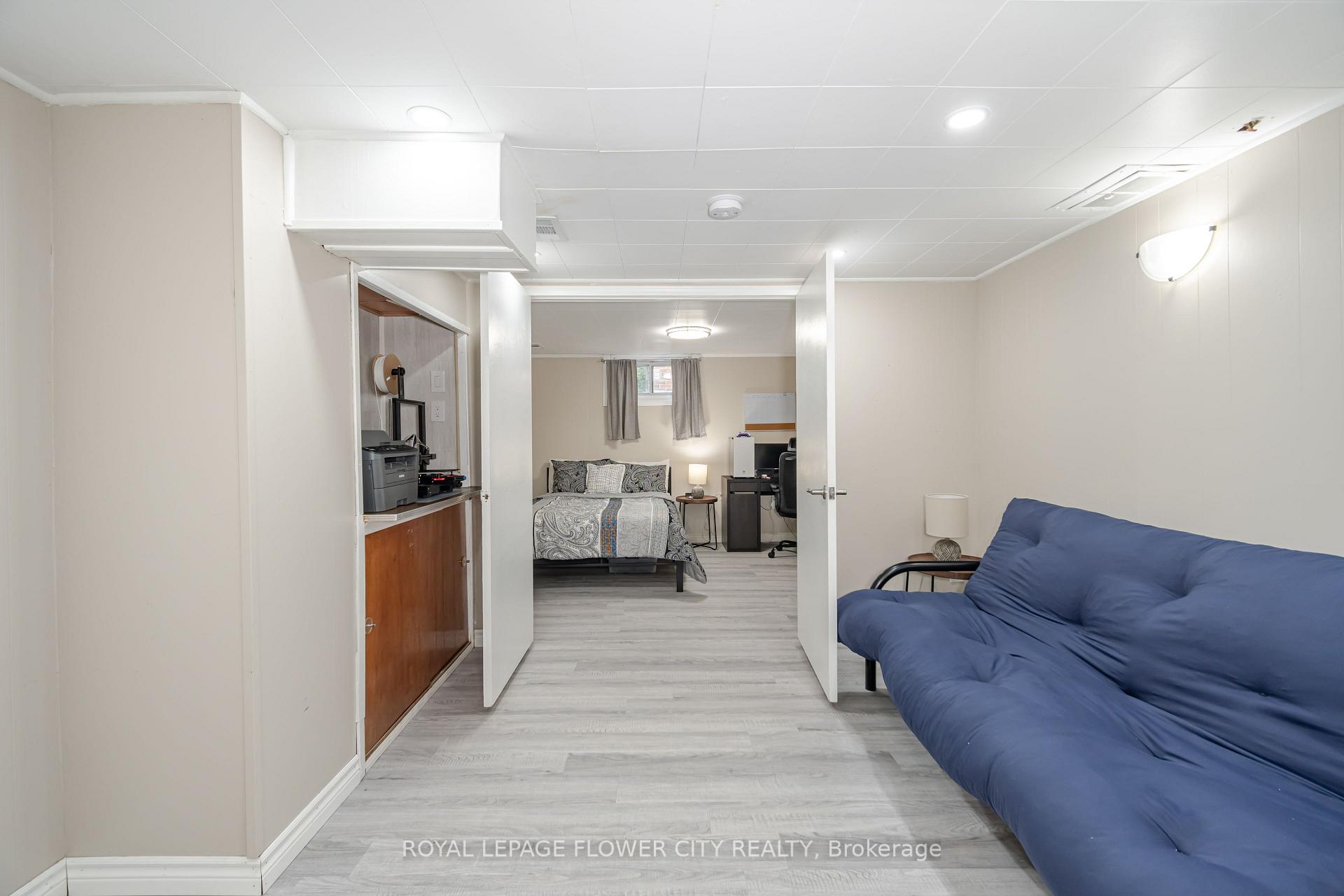 Photo 28 of 50 Beacon Avenue, Hamilton, Huntington — HOMEH