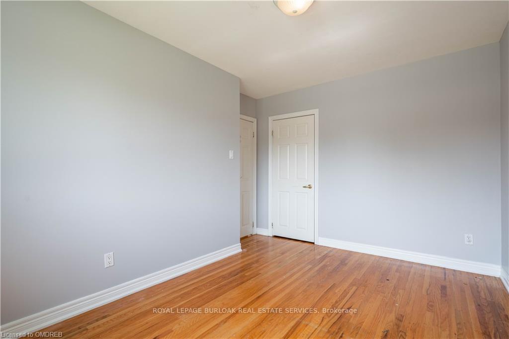 Photo 10 of 3075 Centennial Drive, Burlington, Palmer — HOMEH