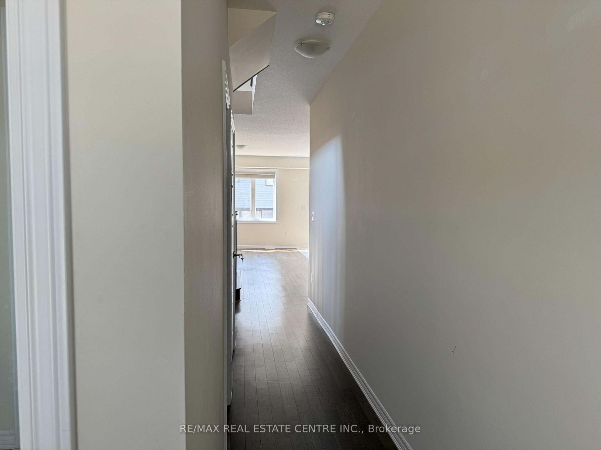 Photo 5 of 89 Blacksmith Drive, Woolwich, Breslau — HOMEH